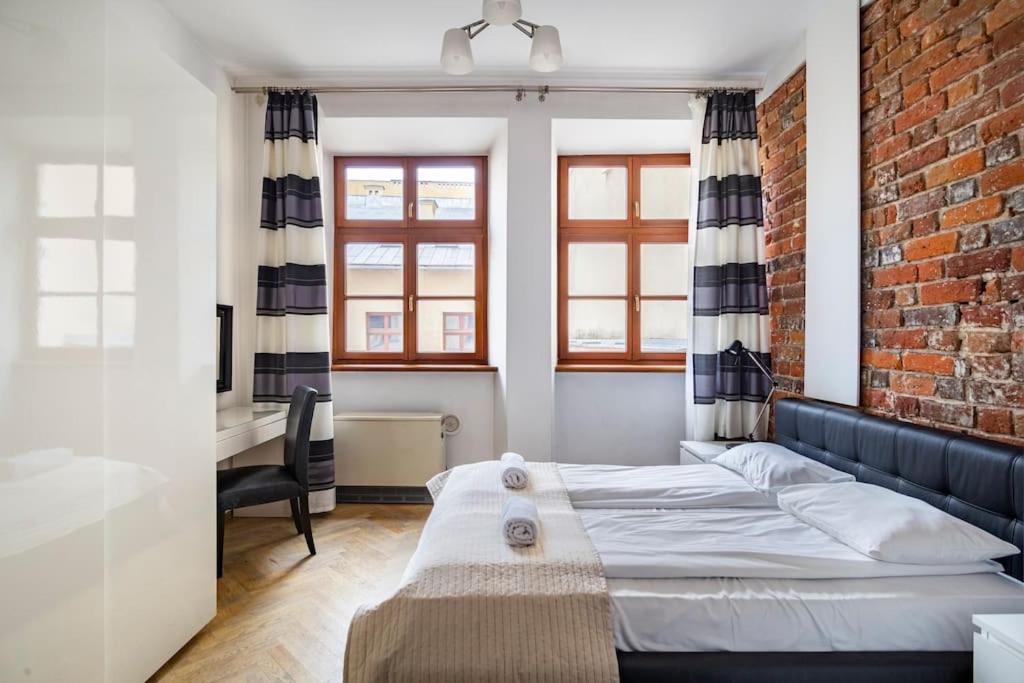 Florianska Glamour Apartments Krakow Ngoại thất bức ảnh