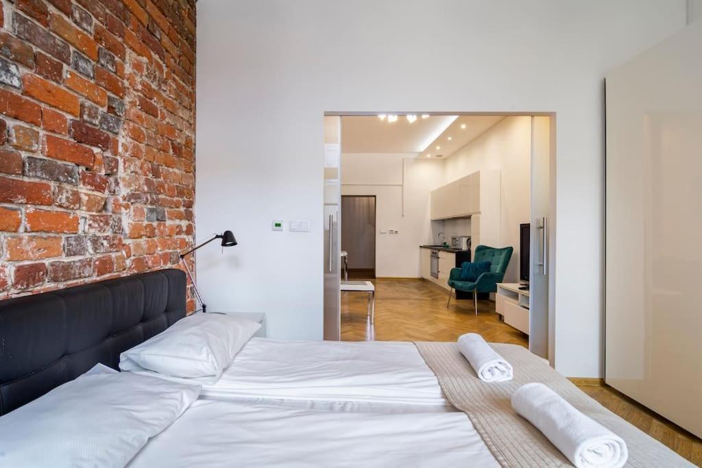Florianska Glamour Apartments Krakow Ngoại thất bức ảnh