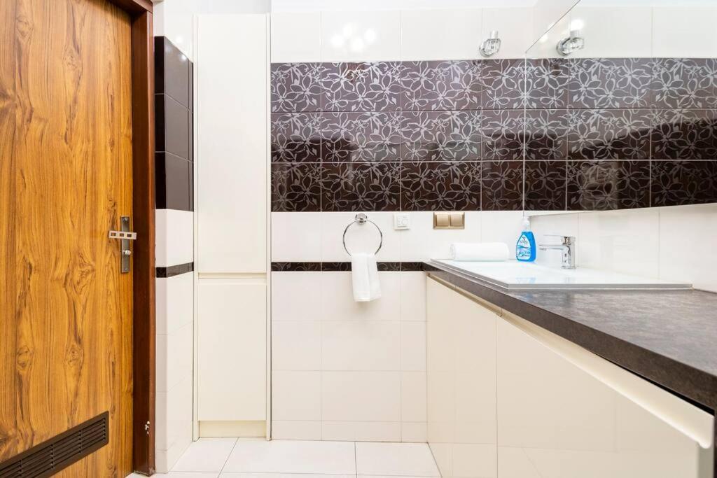 Florianska Glamour Apartments Krakow Ngoại thất bức ảnh