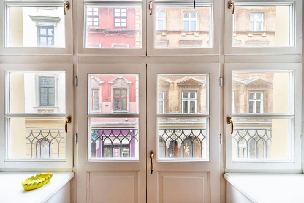 Florianska Glamour Apartments Krakow Ngoại thất bức ảnh